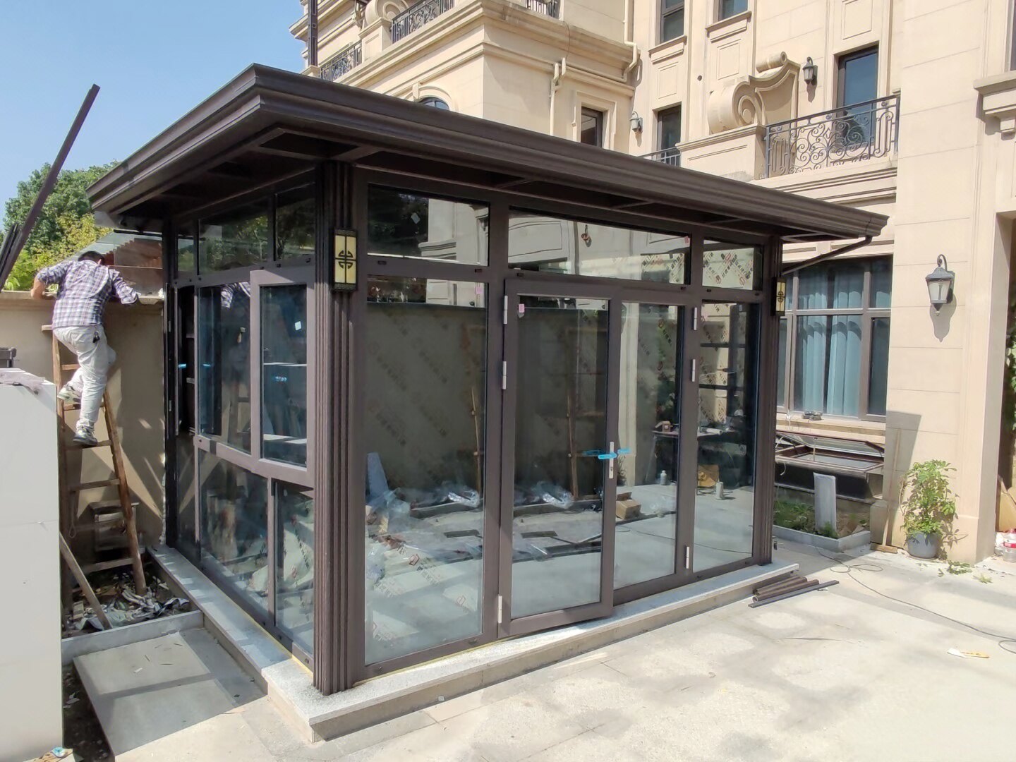 庭院阳光房安装现场